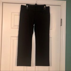 Express pinstripe cropped dress pants sz 0 EUC